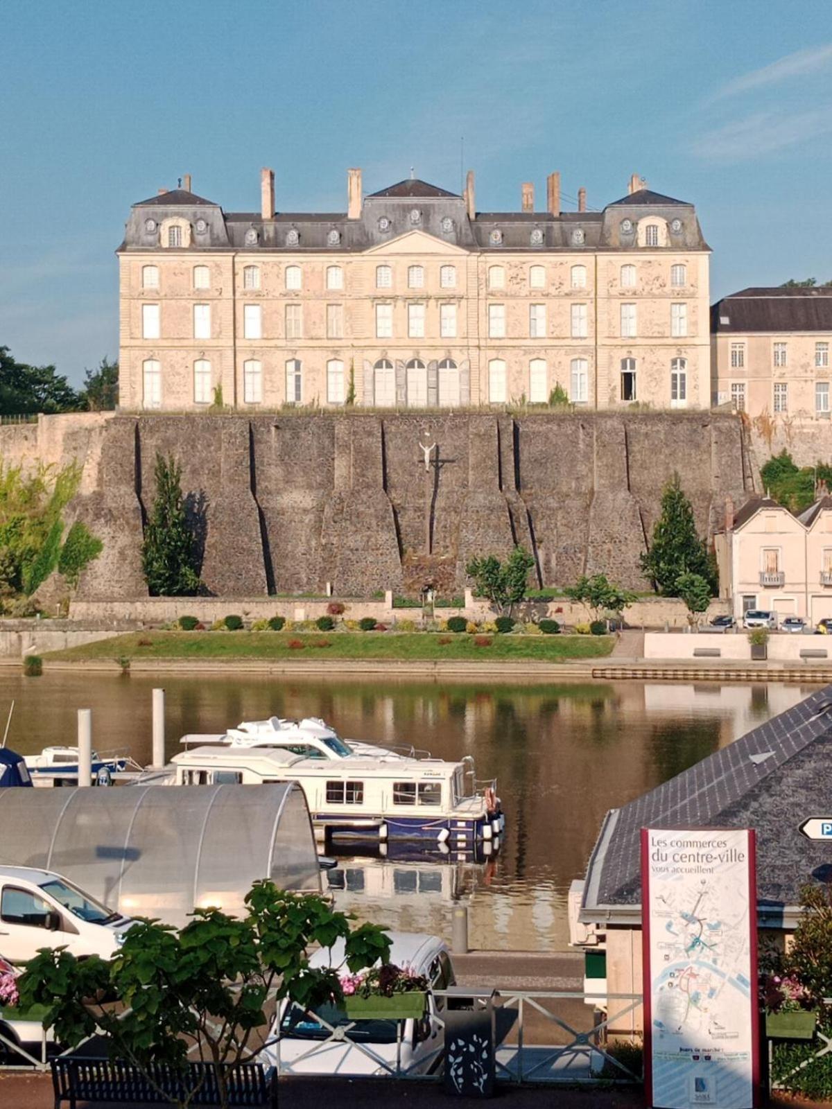 Studio Sable Sur Sarthe Bagian luar foto